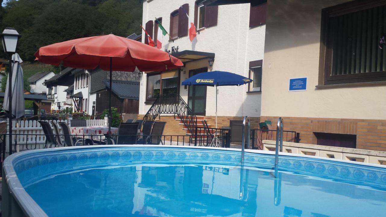 Ferien und Selbstversorgerhaus für Gruppen Sauerthaler Hof - Loreley Exterior foto